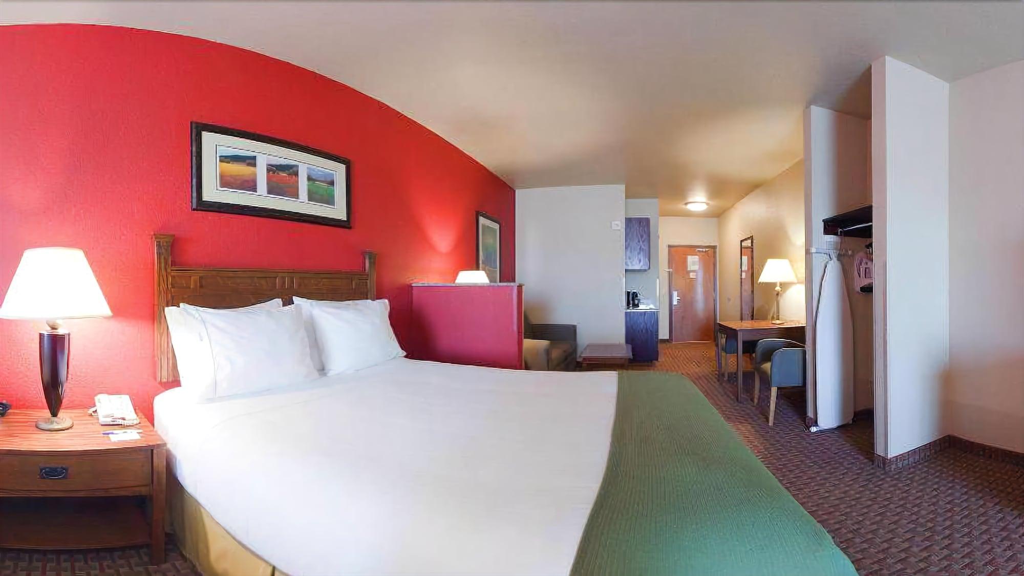Baymont Inn & Suites By Wyndham Sturgis Bagian luar foto