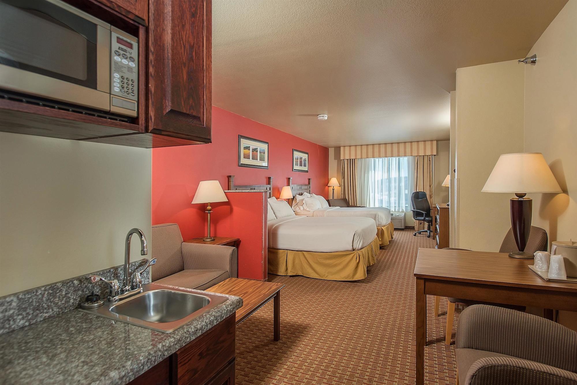 Baymont Inn & Suites By Wyndham Sturgis Bagian luar foto