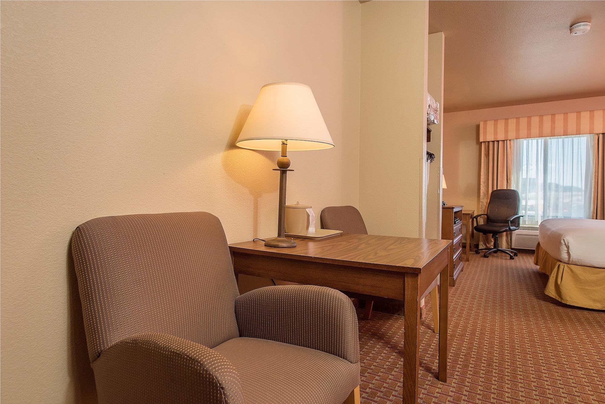 Baymont Inn & Suites By Wyndham Sturgis Bagian luar foto