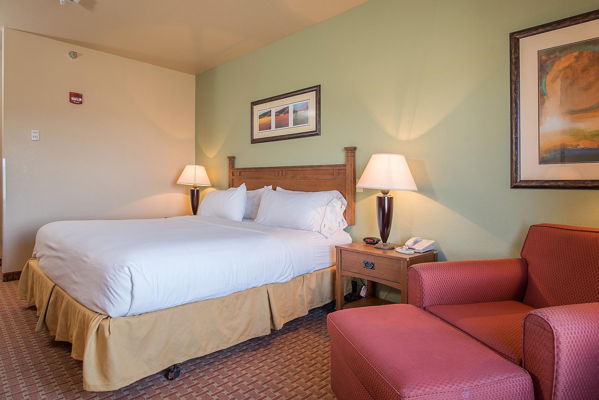 Baymont Inn & Suites By Wyndham Sturgis Bagian luar foto