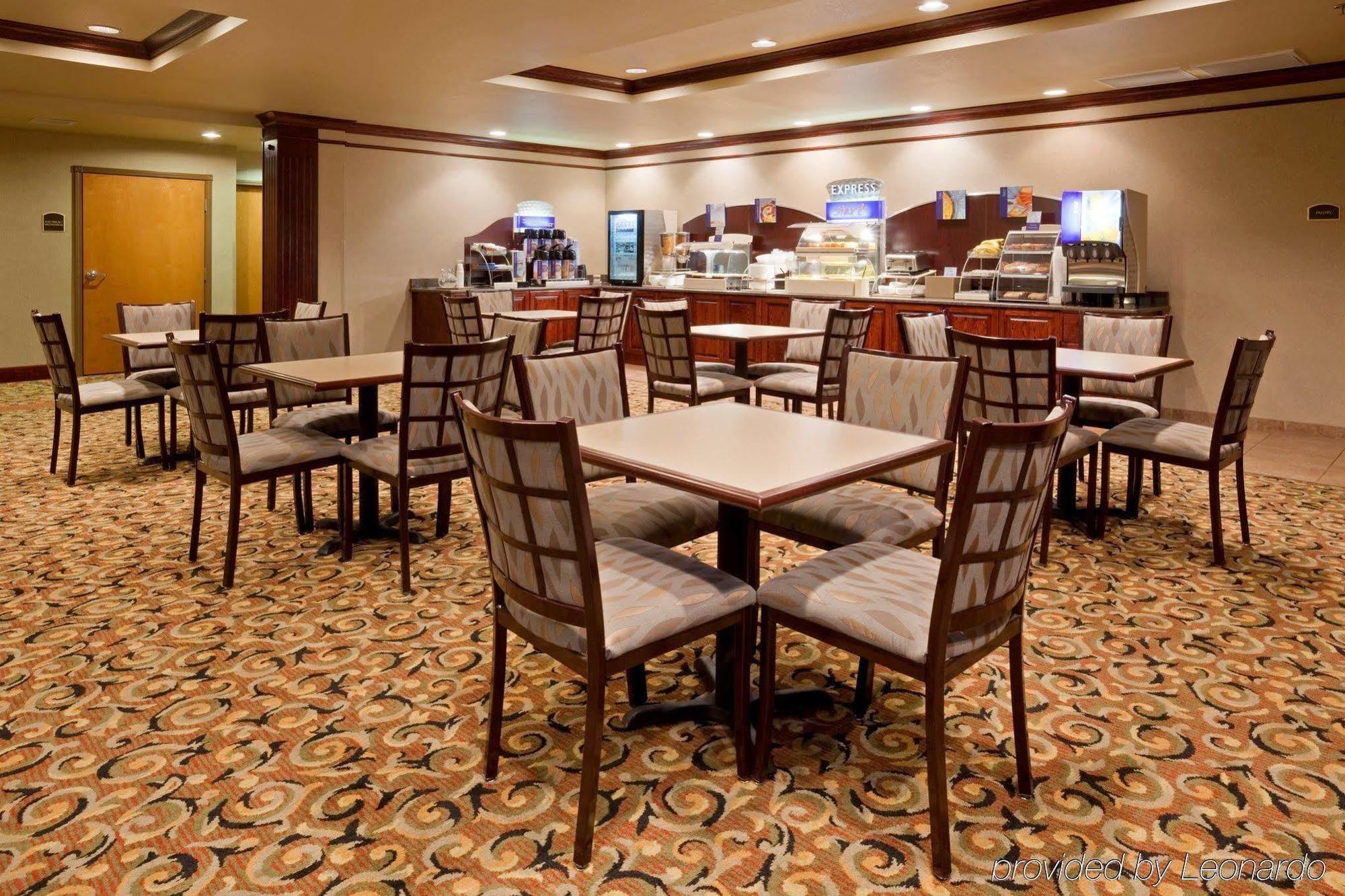 Baymont Inn & Suites By Wyndham Sturgis Restoran foto