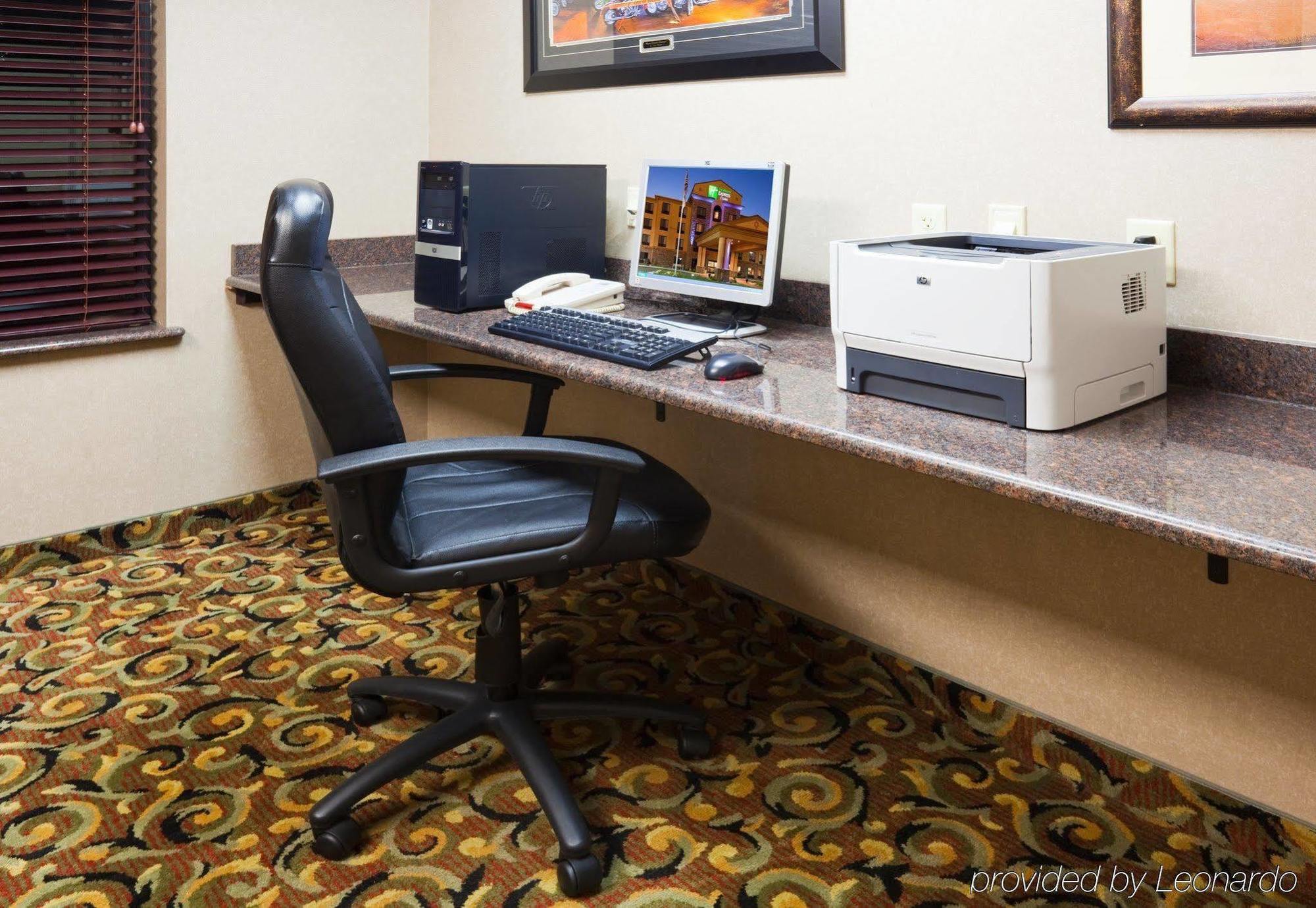 Baymont Inn & Suites By Wyndham Sturgis Bagian luar foto